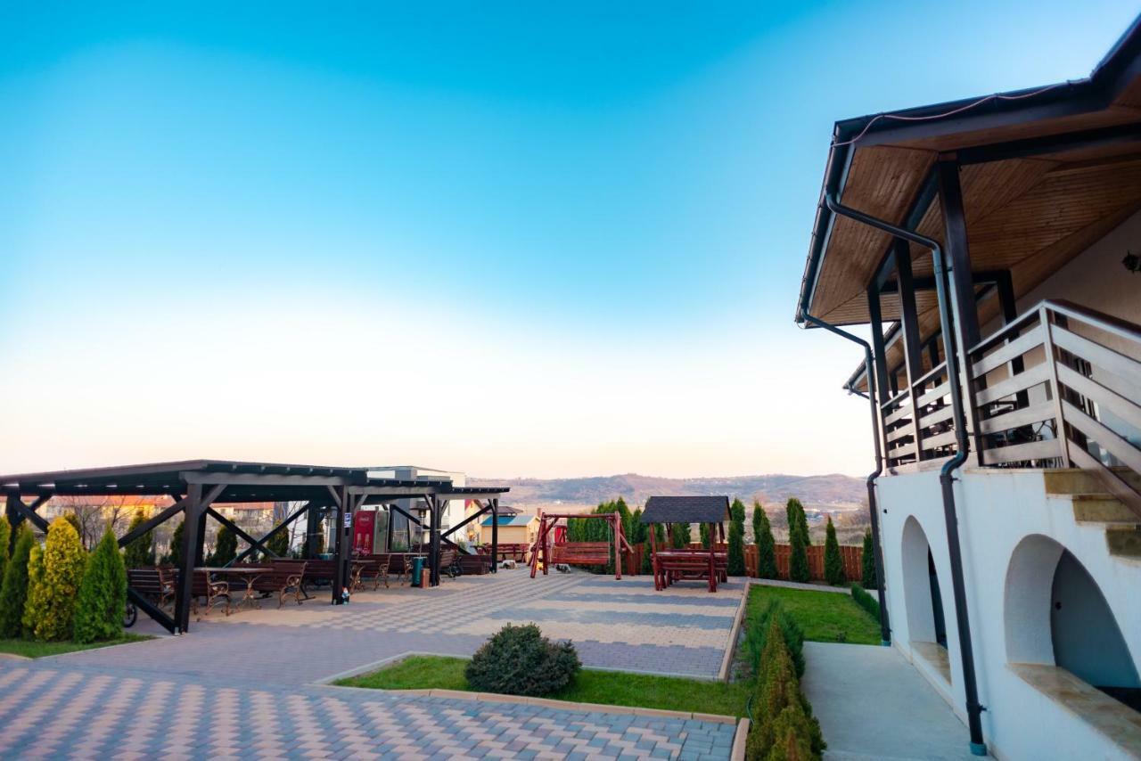 Tango Margo Valea Lupului (Iasi) Exterior foto
